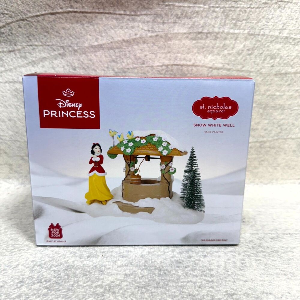 Disney Princess St. Nicholas Square $70 Snow White Well Holiday Decoration NEW